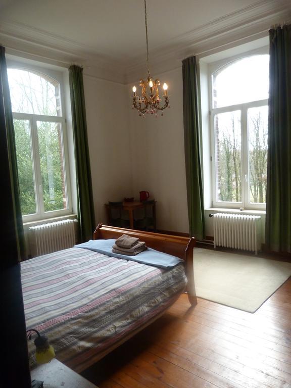 La Bruyere Du Coq Stables Guest House Sart-Dames-Avelines ภายนอก รูปภาพ